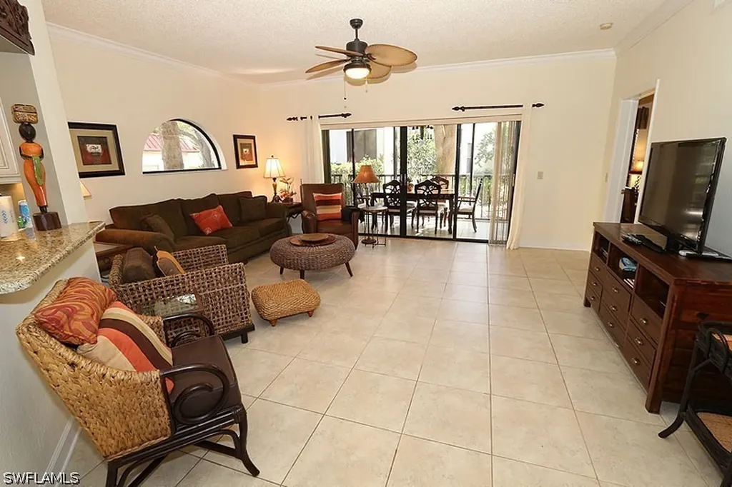 563 Serendipity Drive Naples FL 34108