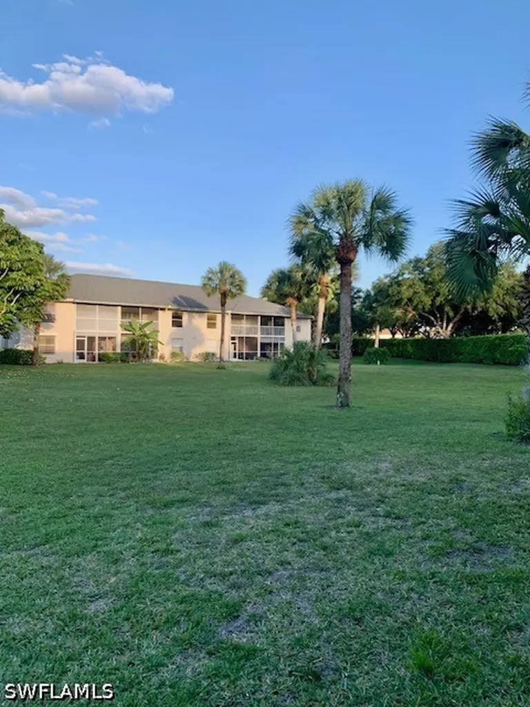 729 Landover Court Naples FL 34104