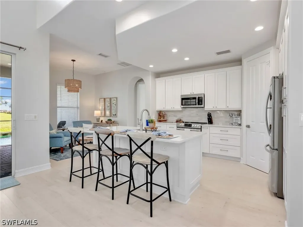 6096 Dogleg Drive Naples FL 34113