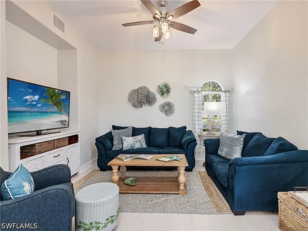 6096 Dogleg Drive Naples FL 34113