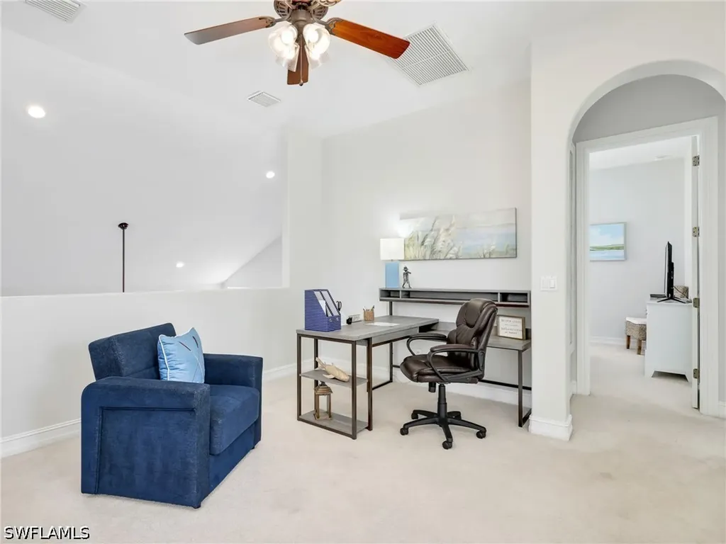 6096 Dogleg Drive Naples FL 34113