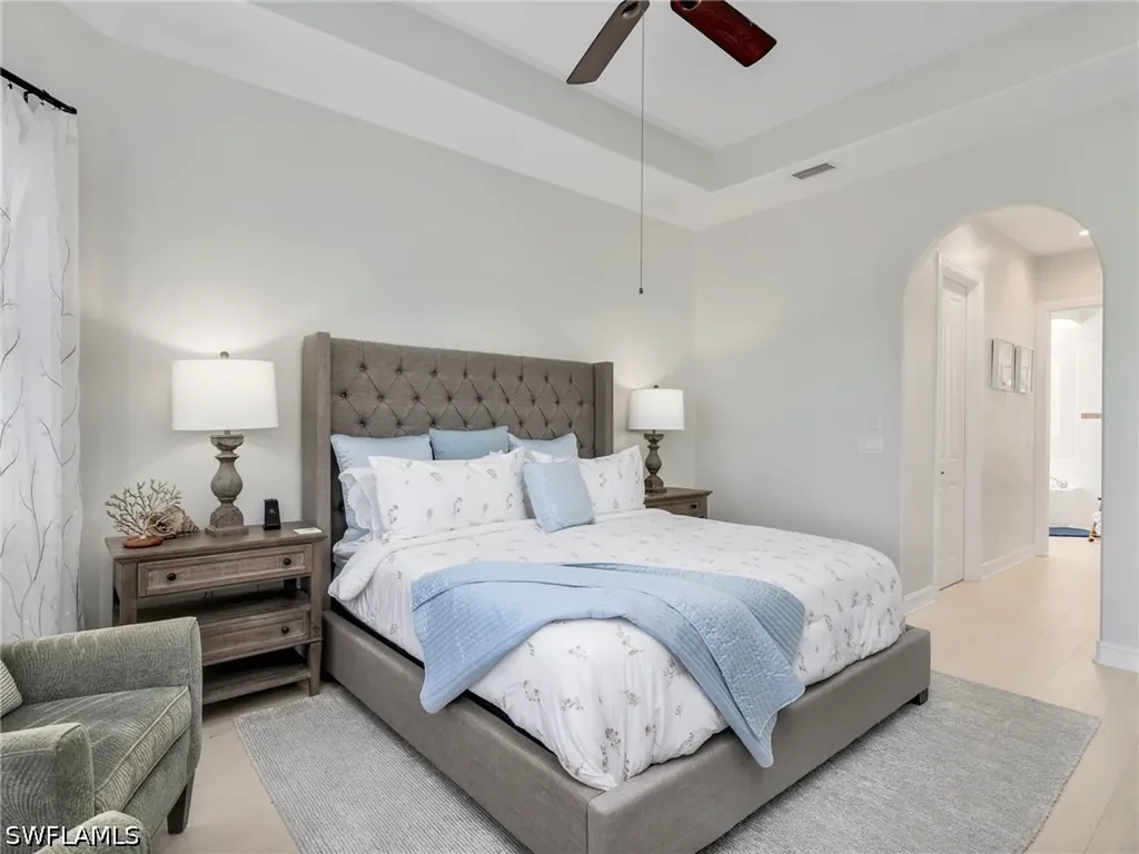 6096 Dogleg Drive Naples FL 34113