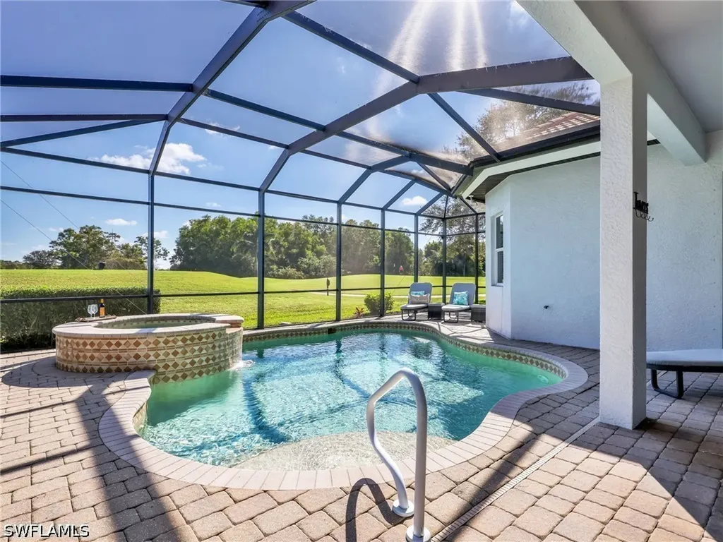 6096 Dogleg Drive Naples FL 34113