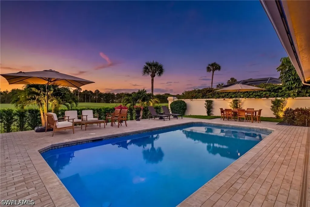 175 Via Napoli Naples FL 34105