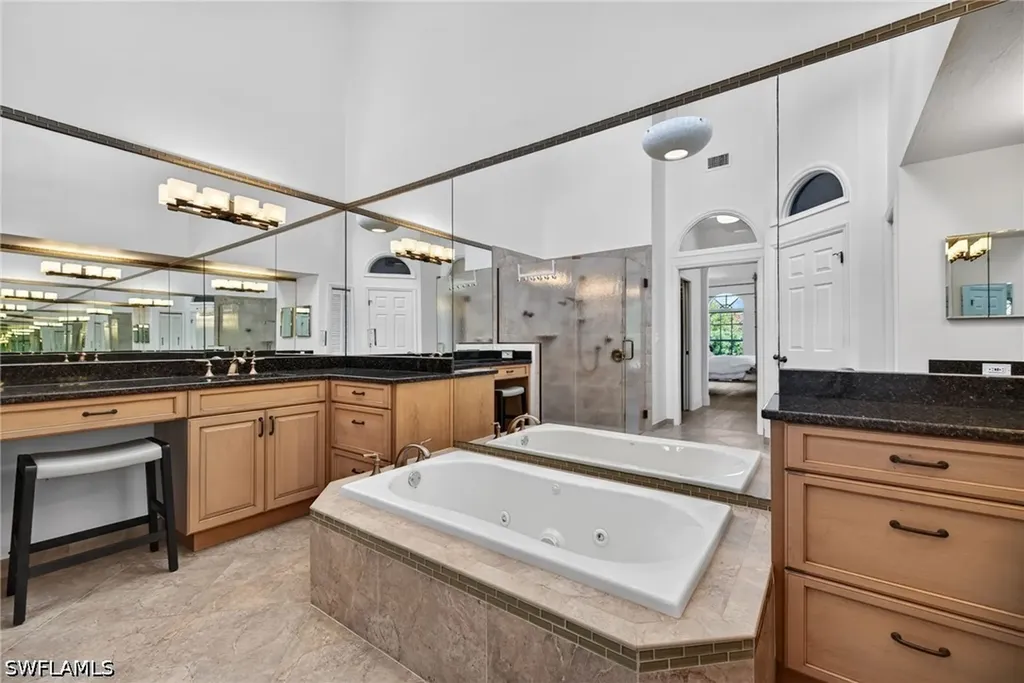 175 Via Napoli Naples FL 34105