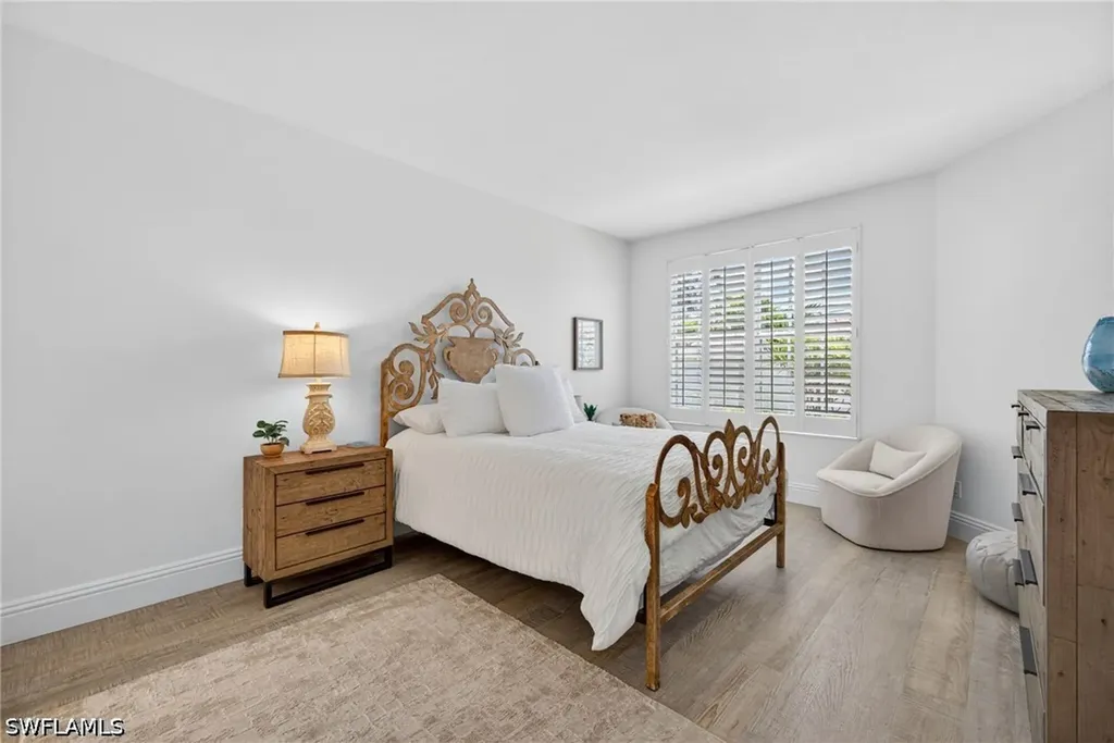 175 Via Napoli Naples FL 34105