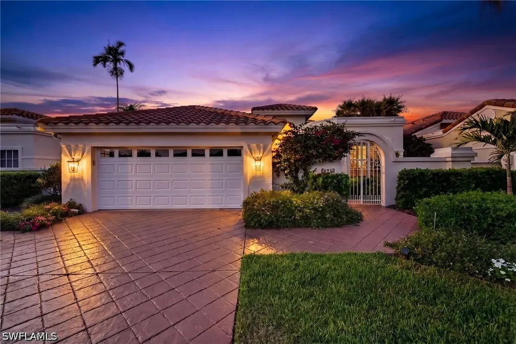 175 Via Napoli Naples FL 34105