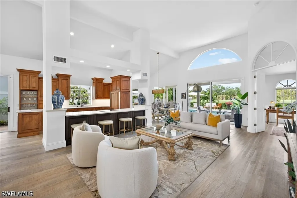 175 Via Napoli Naples FL 34105