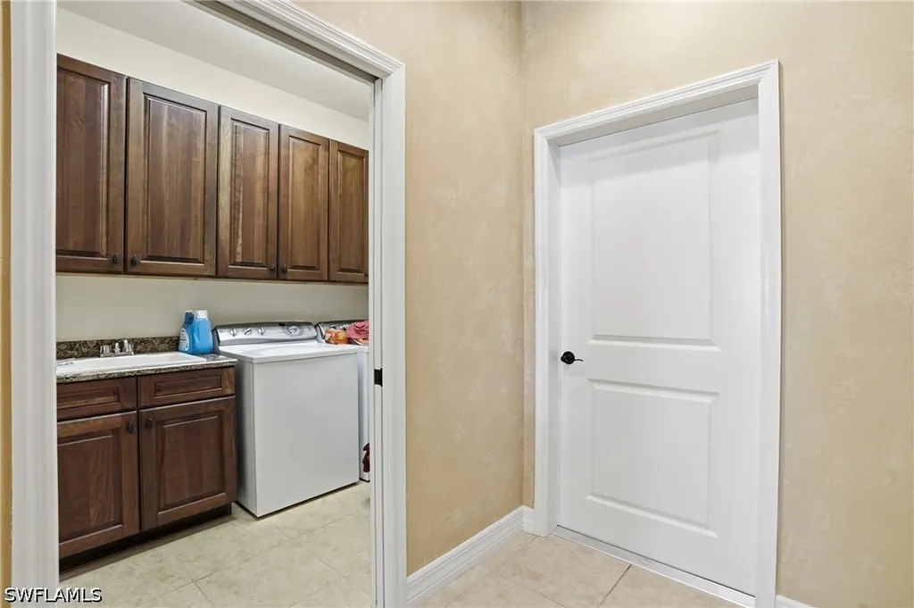 12392 Eagle Court Estero FL 33928