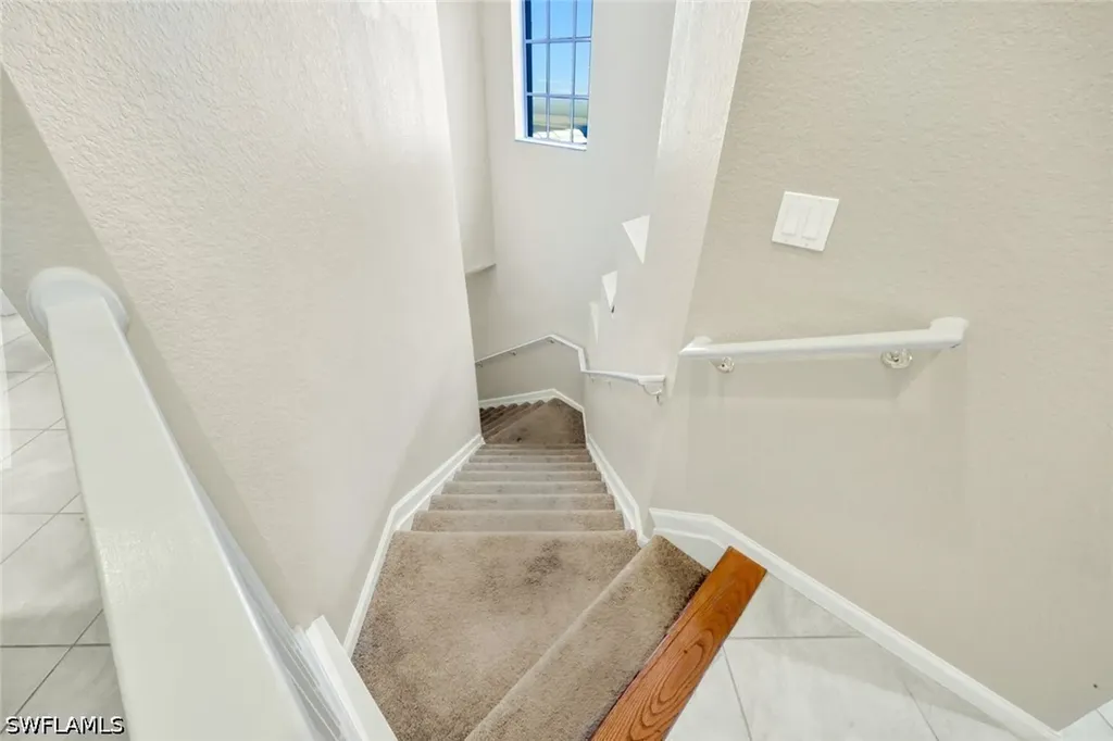 10060 Valiant Court Miromar Lakes FL 33913