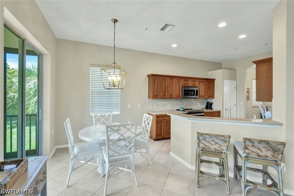 10060 Valiant Court Miromar Lakes FL 33913