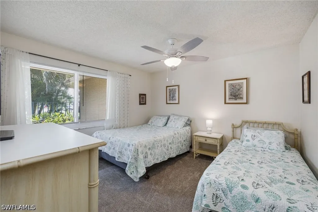 385 Palm Drive Naples FL 34112