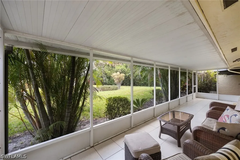 385 Palm Drive Naples FL 34112