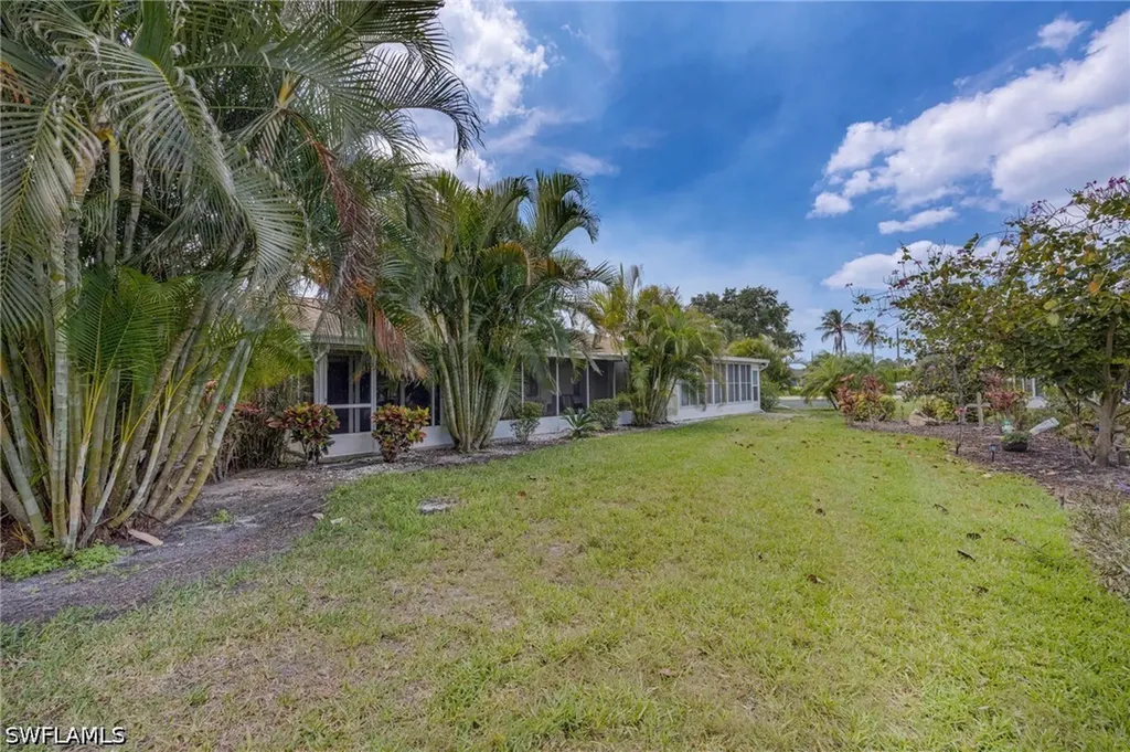 385 Palm Drive Naples FL 34112
