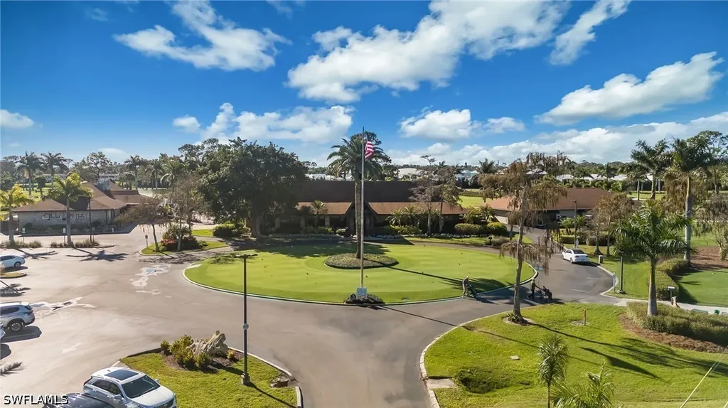 385 Palm Drive Naples FL 34112