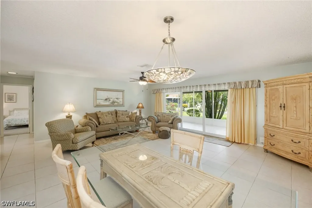 385 Palm Drive Naples FL 34112