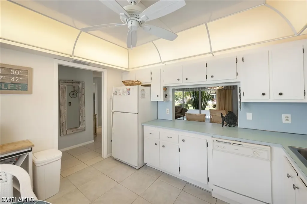 385 Palm Drive Naples FL 34112