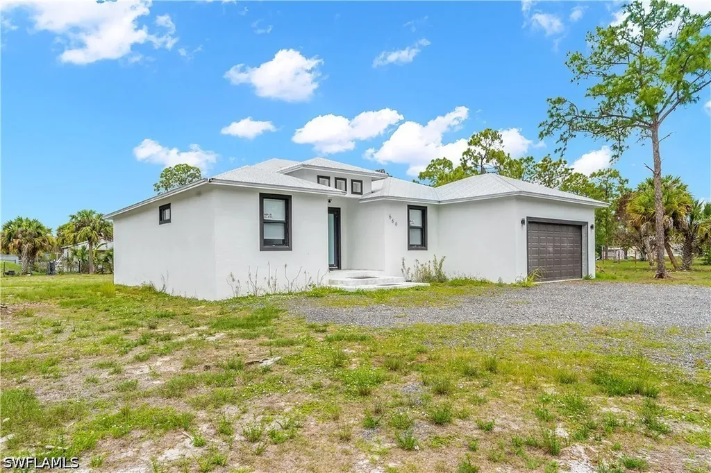660 S Zambria Street Clewiston FL 33440