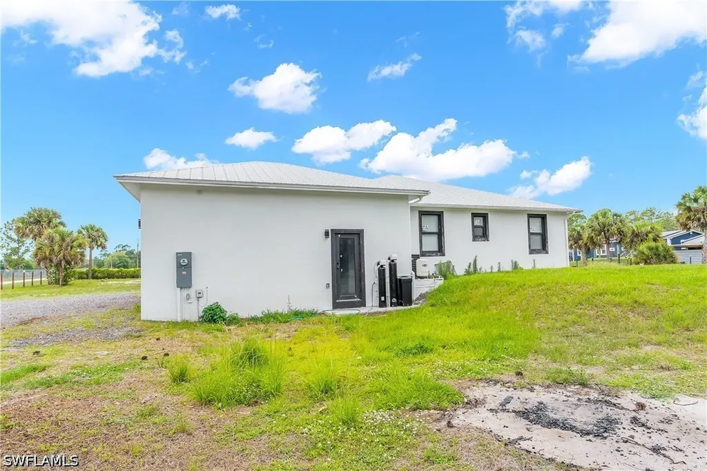 660 S Zambria Street Clewiston FL 33440