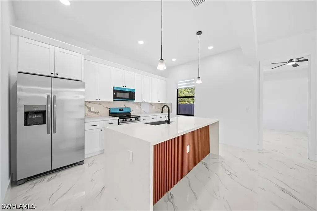 2116 NE 10th Avenue Cape Coral FL 33909