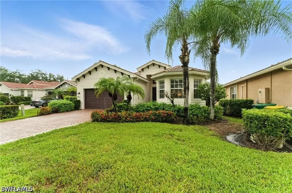 6899 Del Mar Terrace Naples FL 34105