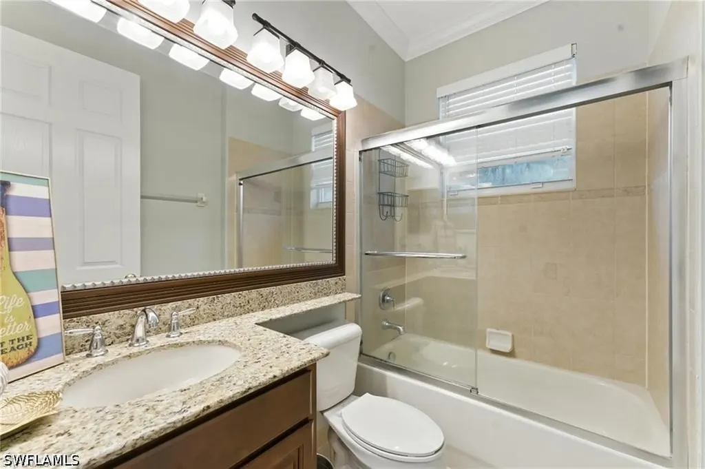 6899 Del Mar Terrace Naples FL 34105