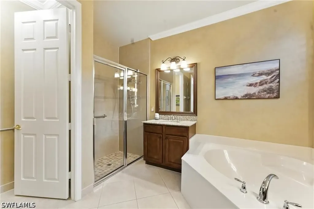 6899 Del Mar Terrace Naples FL 34105