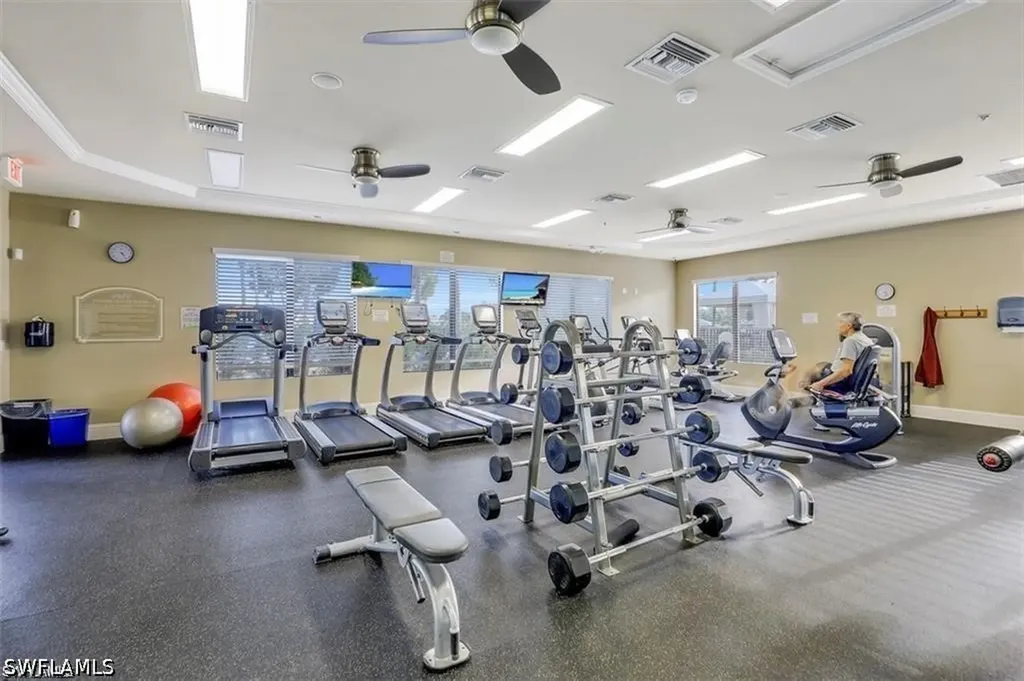 6899 Del Mar Terrace Naples FL 34105