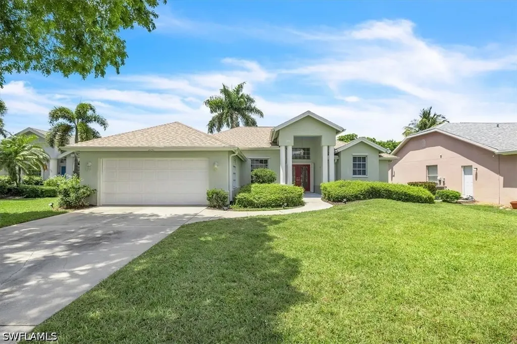 5141 Brixton Court Naples FL 34104