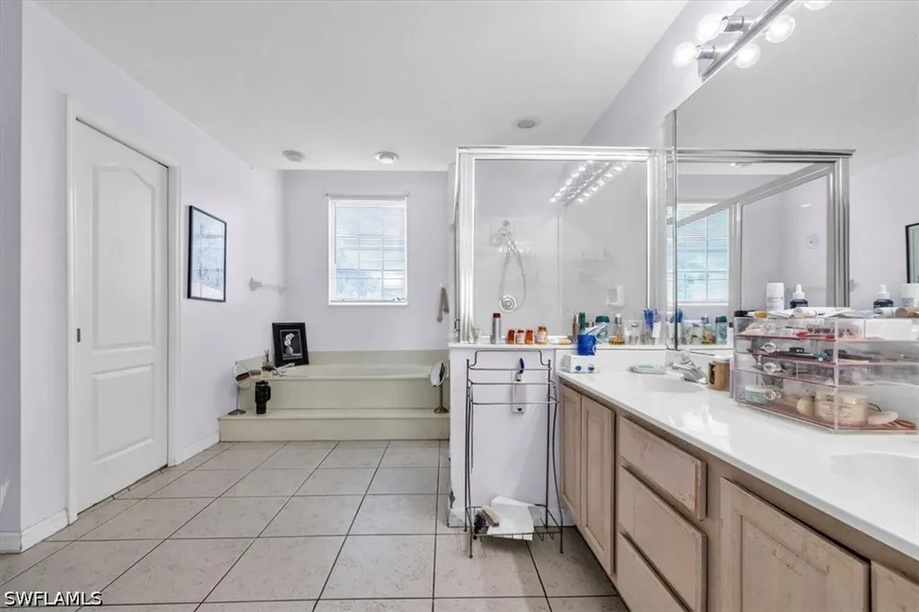 5141 Brixton Court Naples FL 34104