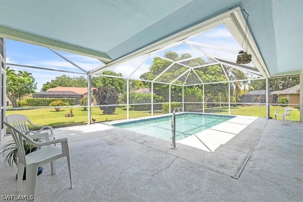 5141 Brixton Court Naples FL 34104