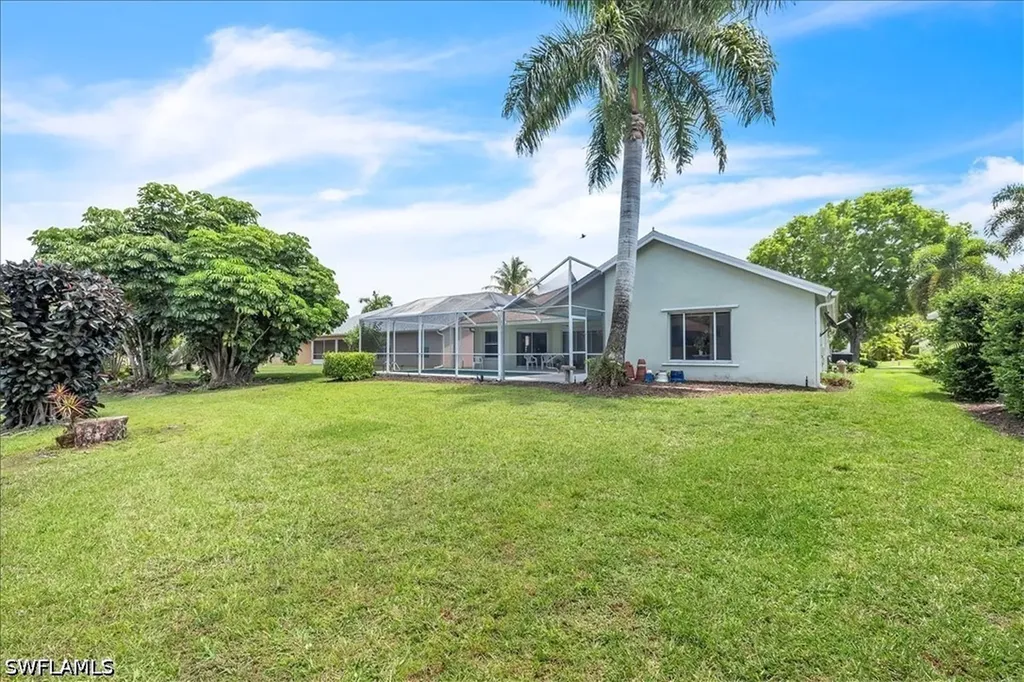 5141 Brixton Court Naples FL 34104