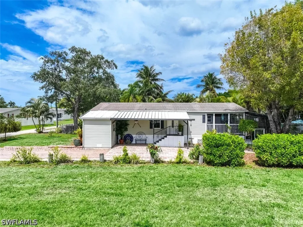 1229 Skyline Drive Naples FL 34114