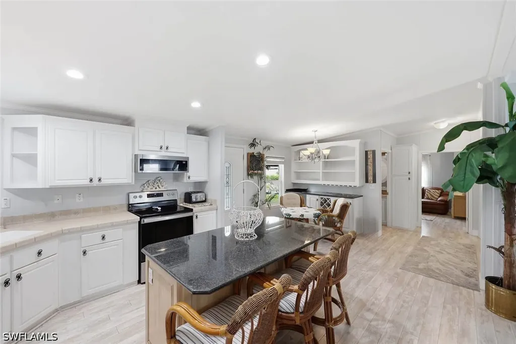 1229 Skyline Drive Naples FL 34114