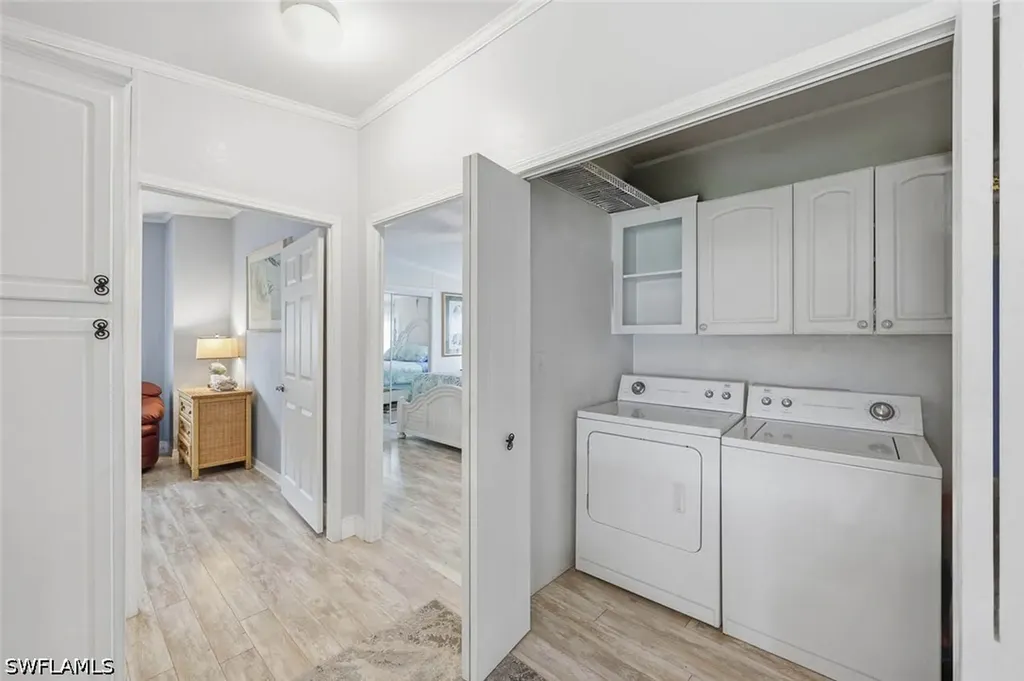 1229 Skyline Drive Naples FL 34114