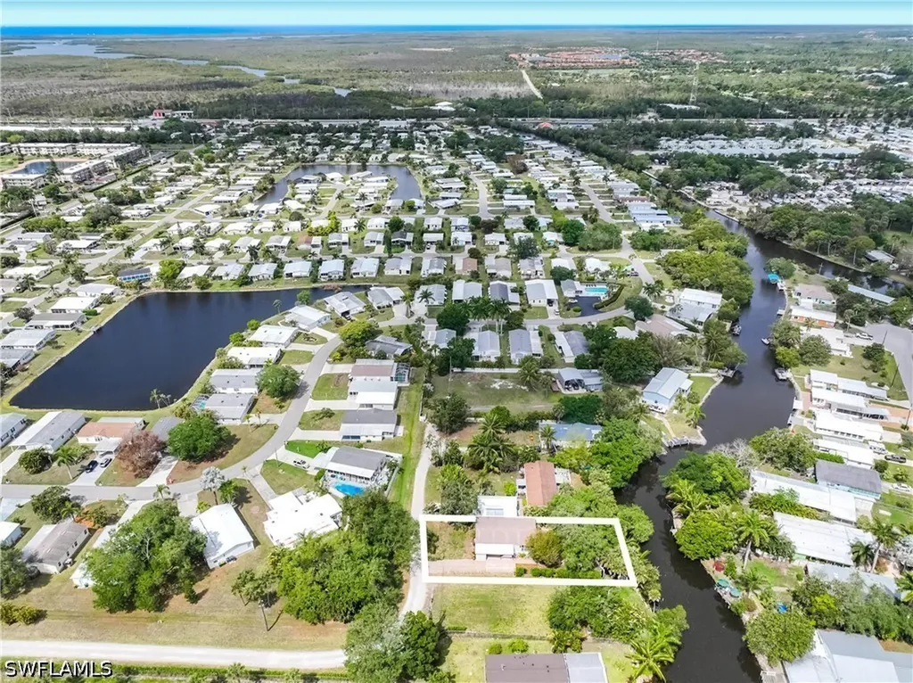 1229 Skyline Drive Naples FL 34114