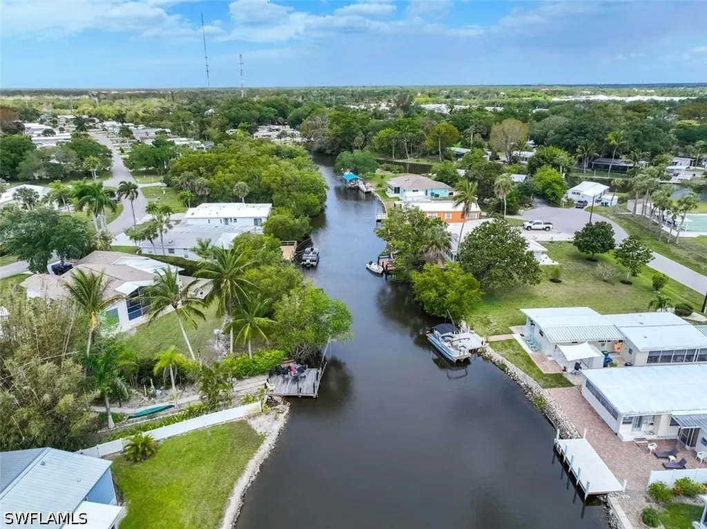 1229 Skyline Drive Naples FL 34114