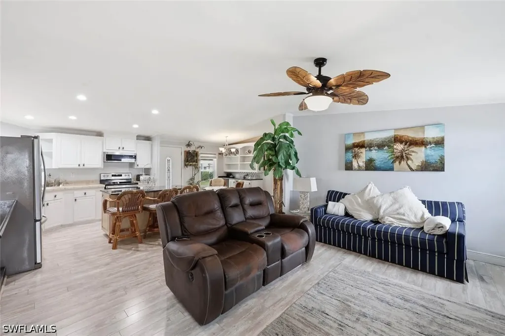 1229 Skyline Drive Naples FL 34114