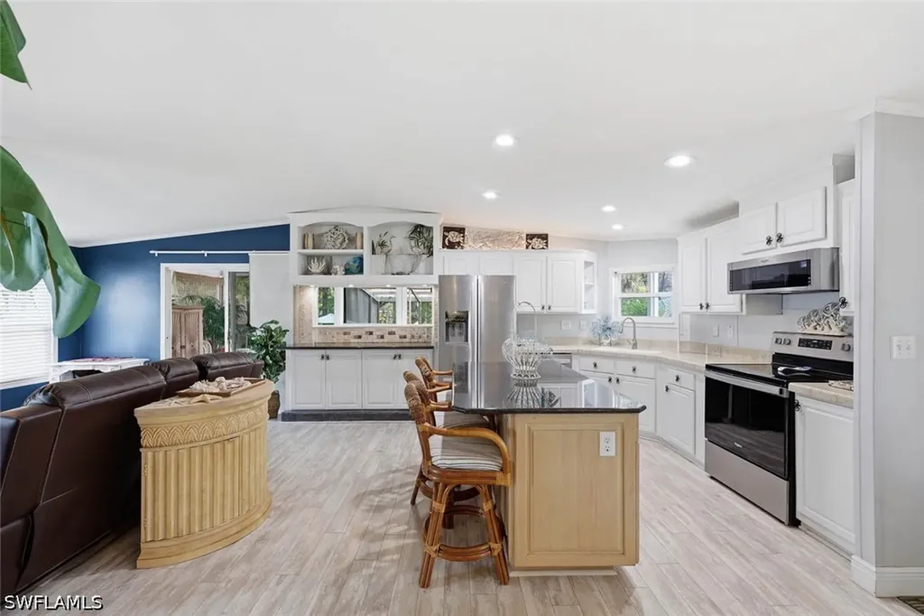 1229 Skyline Drive Naples FL 34114