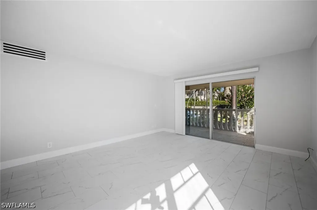 666 3rd Street S Naples FL 34102