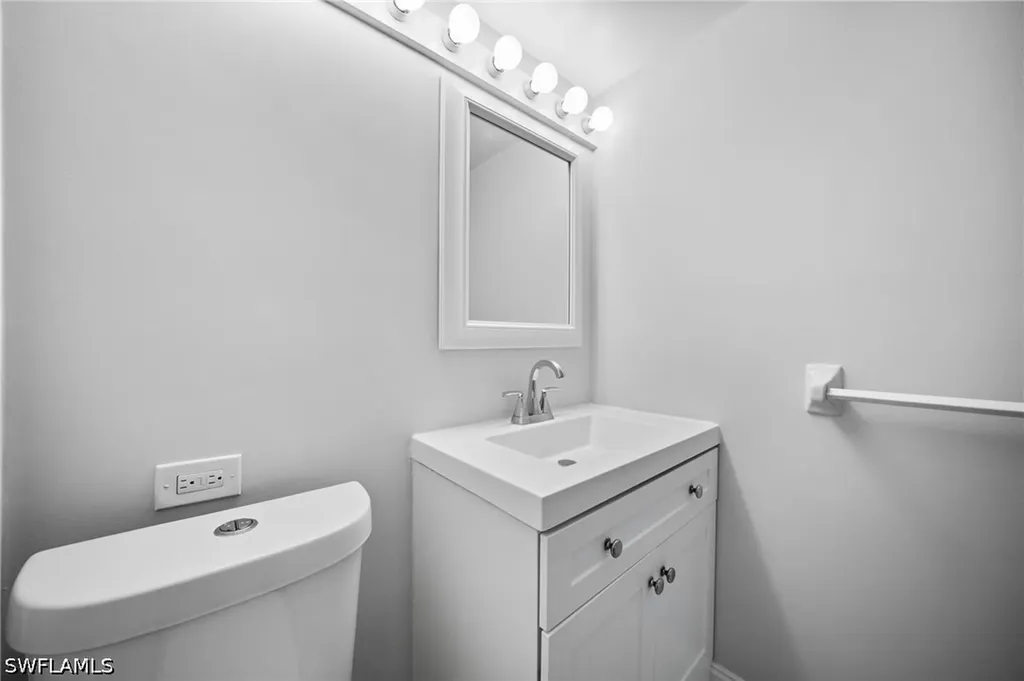 666 3rd Street S Naples FL 34102