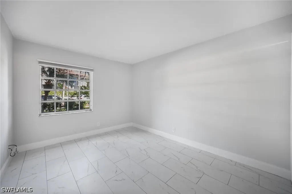 666 3rd Street S Naples FL 34102