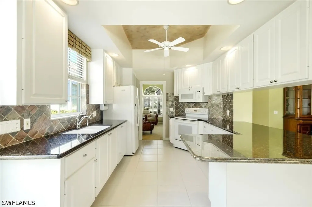 4655 Navassa Lane Naples FL 34119