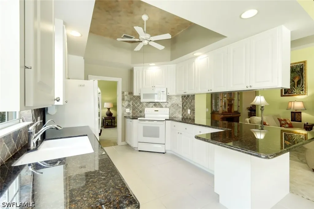 4655 Navassa Lane Naples FL 34119