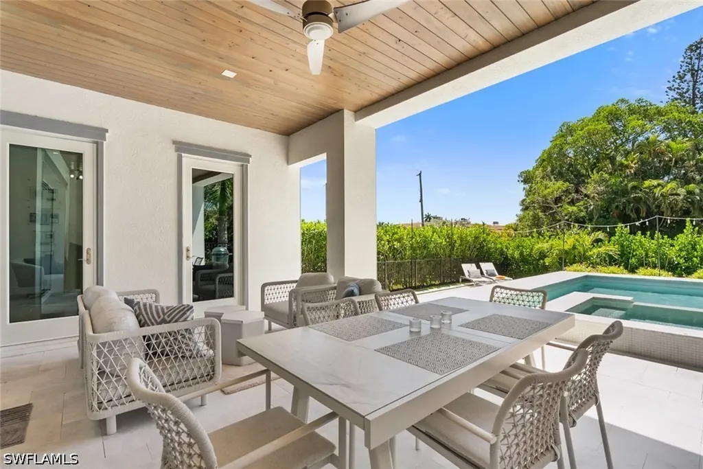 1984 Frederick Street Naples FL 34112