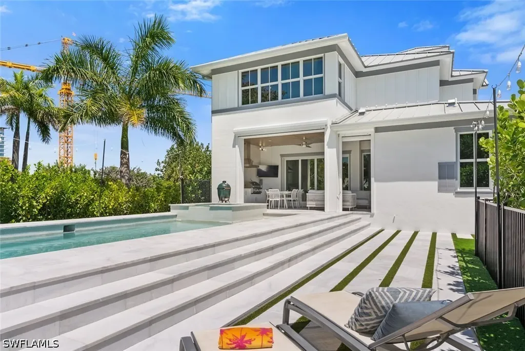 1984 Frederick Street Naples FL 34112