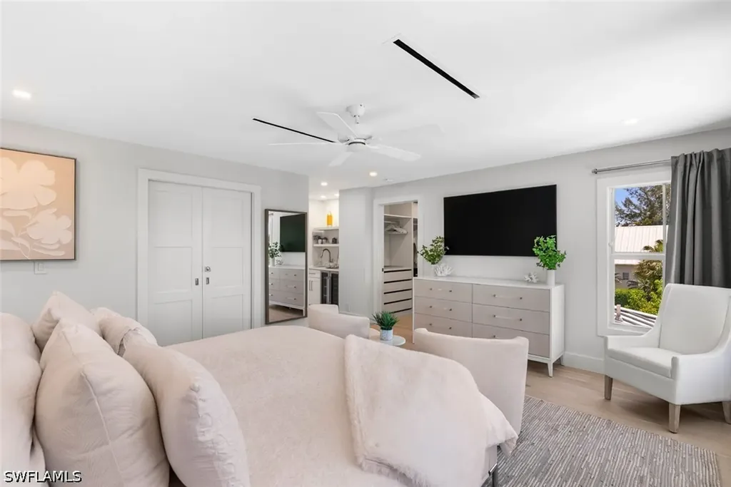 1984 Frederick Street Naples FL 34112