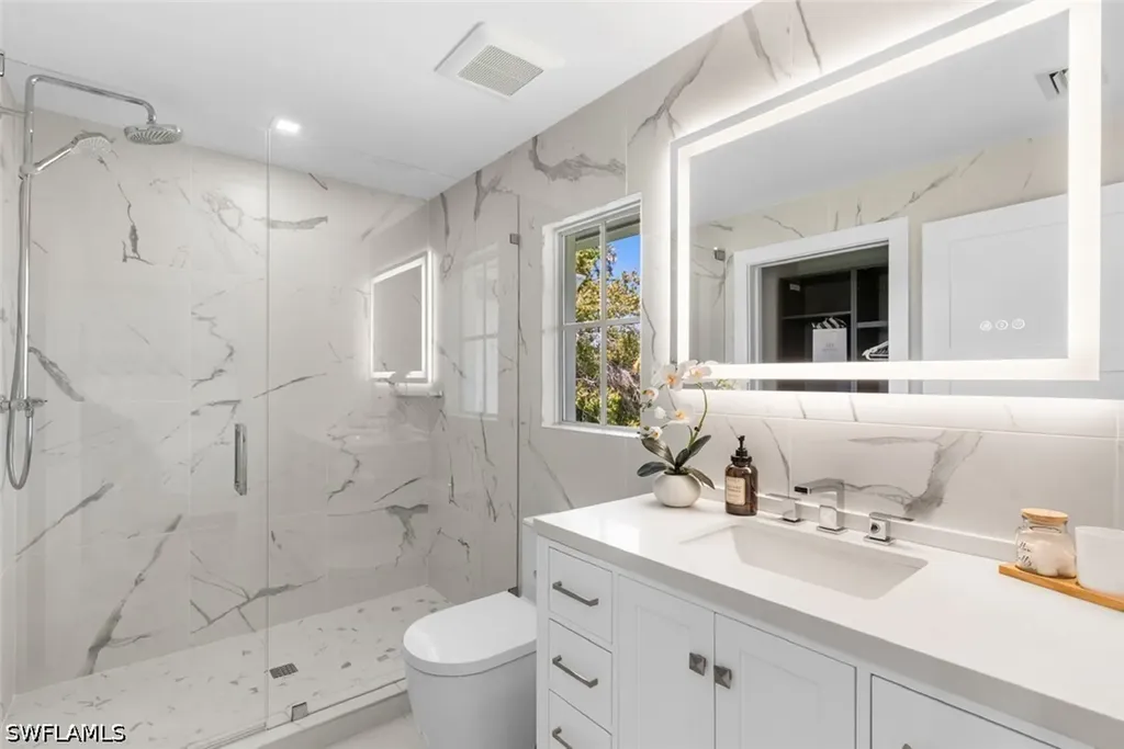 1984 Frederick Street Naples FL 34112