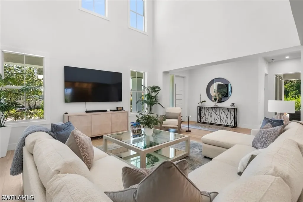 1984 Frederick Street Naples FL 34112