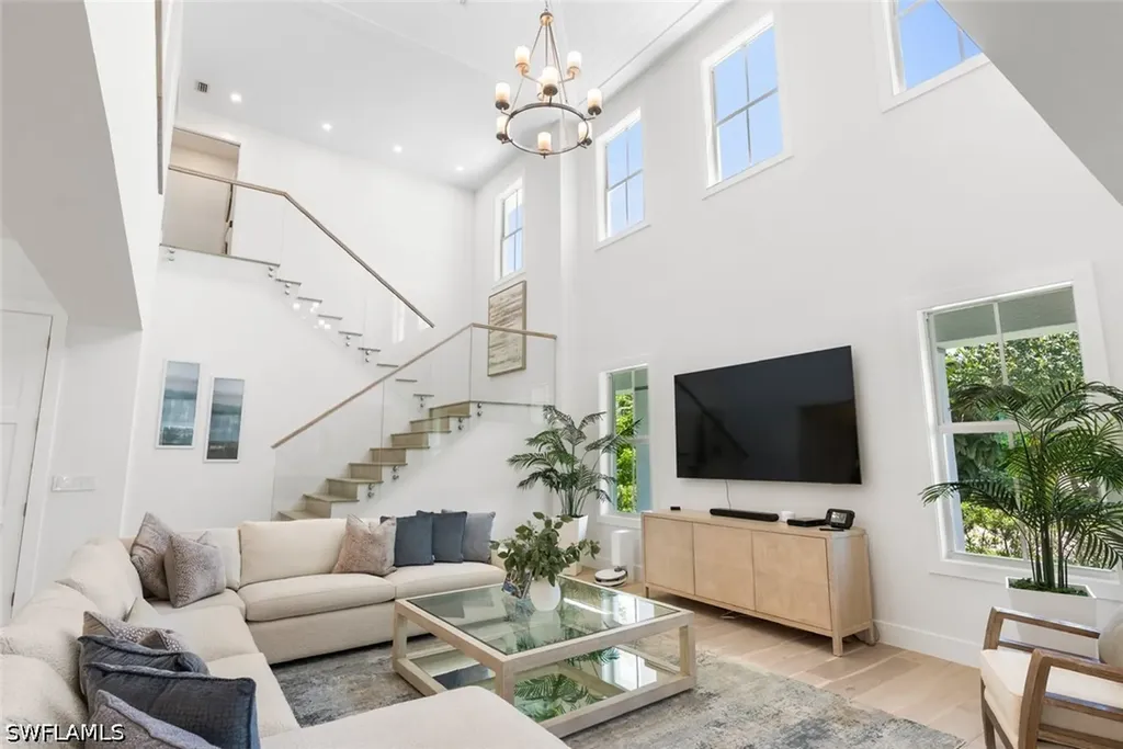 1984 Frederick Street Naples FL 34112